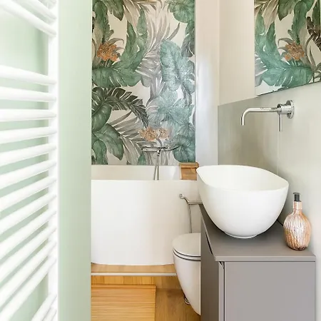 Enes Terrazza Con Vista E Relax In Centro Citta * 的里雅斯特